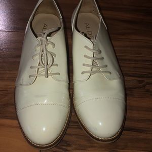 White oxfords